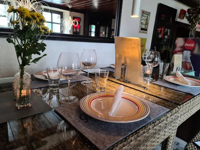 Petit Bistro Español