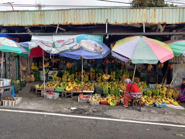 Sate & Gule Pak Tawi