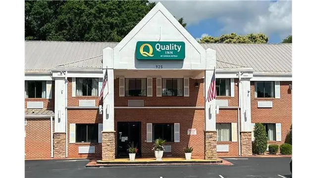 Quality Inn Cedartown