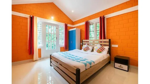 OYO Home 64375 Royal Cherry Villa