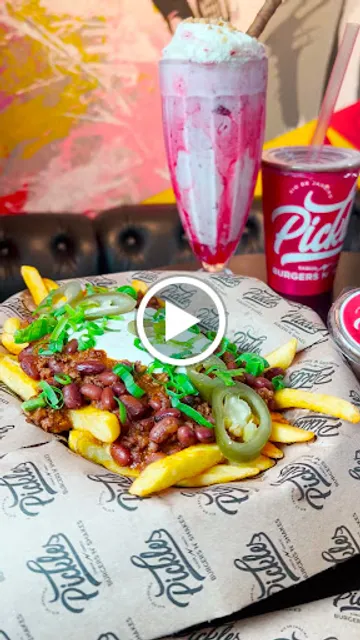 Pickles Burger n Shakes