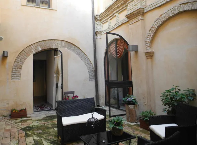 Palazzo Bonfranceschi - residenza d'epoca