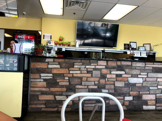 Taquería El Compadre (LA CARRETA)