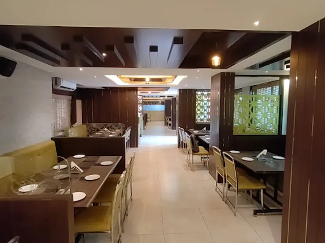 Sanket Inn Garden Restaurant