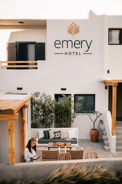 Emery Suites
