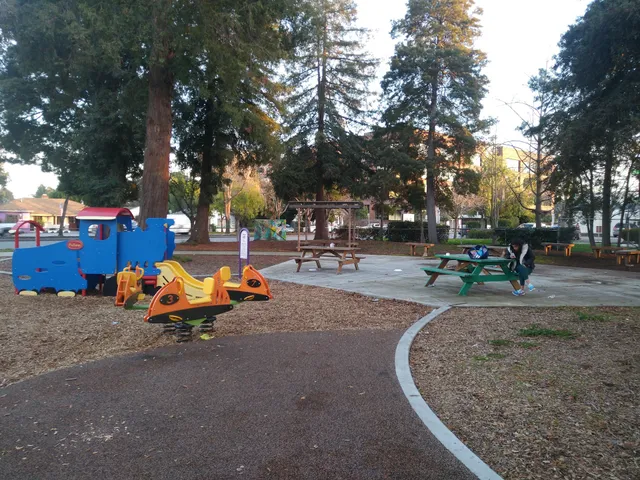 Bell Street Park