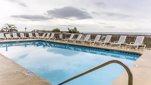 Rodeway Inn & Suites