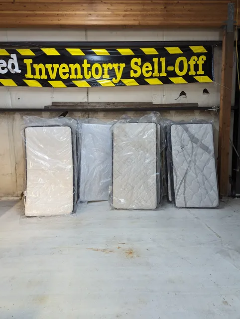 Coos Bay Mattress - Boxdrop