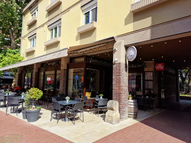 GURU - Pizza, Pasta, Coffee, Brunch