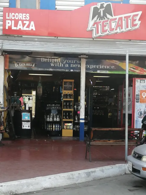 Licores Plaza 2