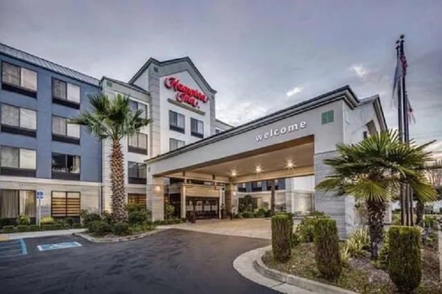 Hampton Inn & Suites San Mateo-San Francisco Airport