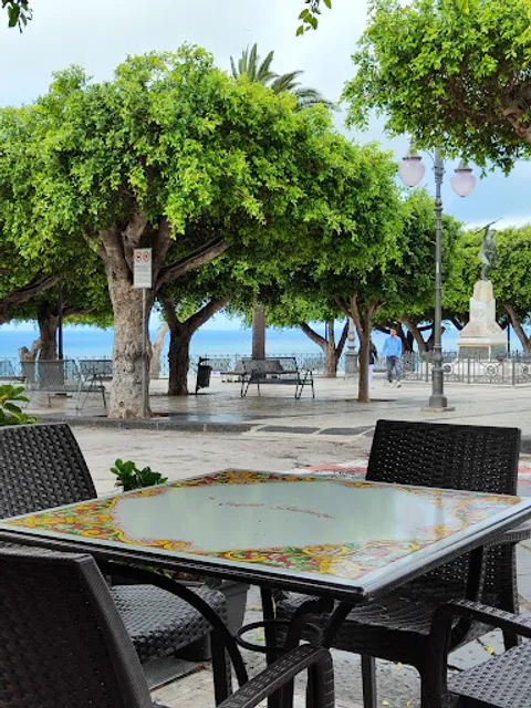 Caffè Belvedere di Pasquale Dragotto...pasticceria...gelateria..rosticceria