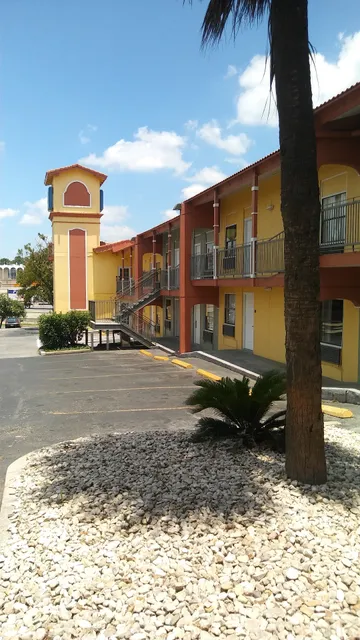 Baymont by Wyndham San Antonio Near South Texas Medical Ctr