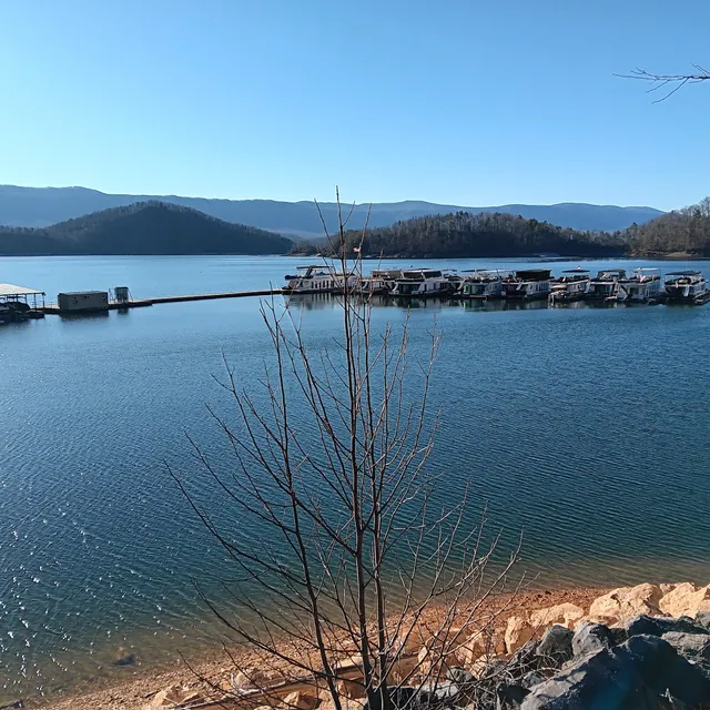 Steele Creek Park Lodge