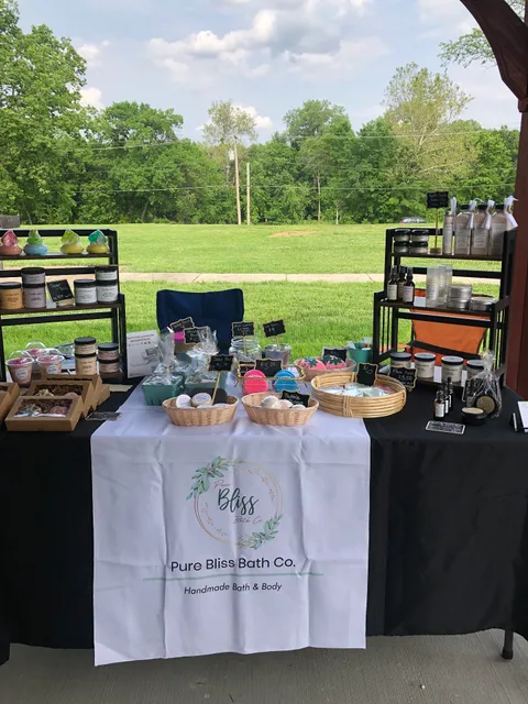 Fenton Community & Farmers' Market