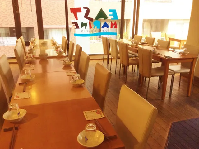 カジュアルキッチン イースト・マリン