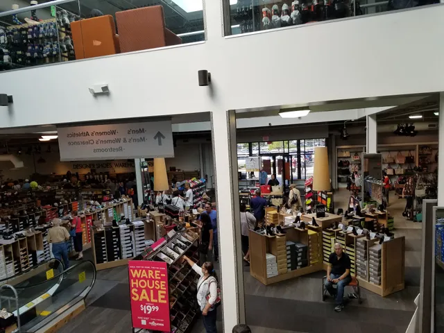 DSW Designer Shoe Warehouse