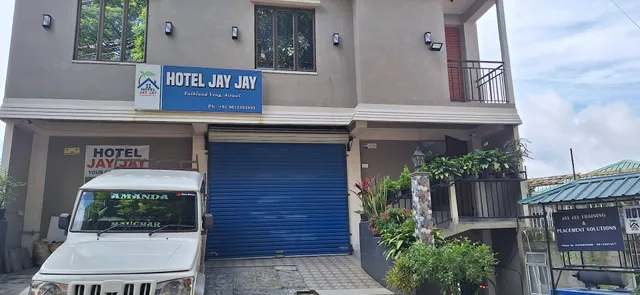HOTEL JAY JAY