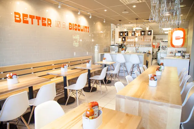 Chewie's Chicken & Biscuits