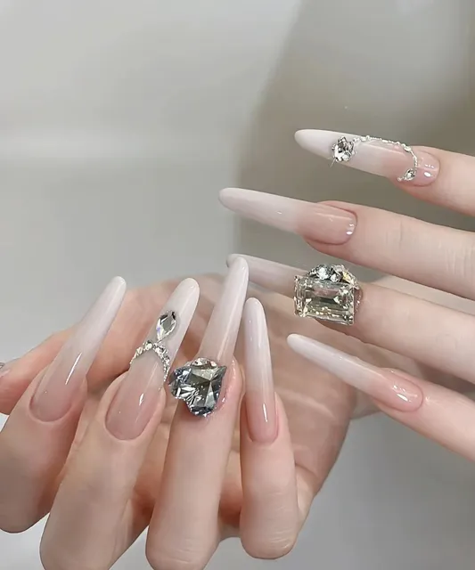 Crystal Nails &Beauty