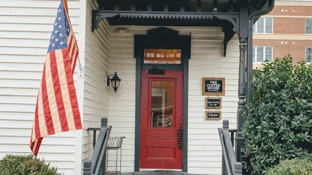 The Coffee House at Second and Bridge
