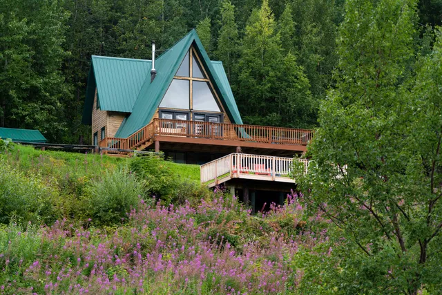 The Alaska Lodge