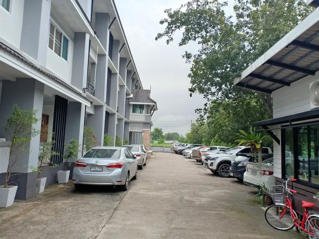 สิยาห์เฮ้าส์ Siya House