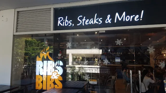 Ribs & Bibs Centrio Branch