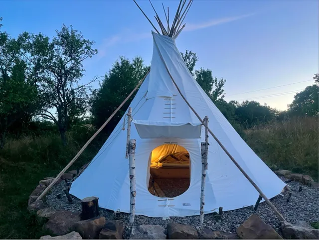 Wildlife Tipi Teepee in Tomnatic Bihor