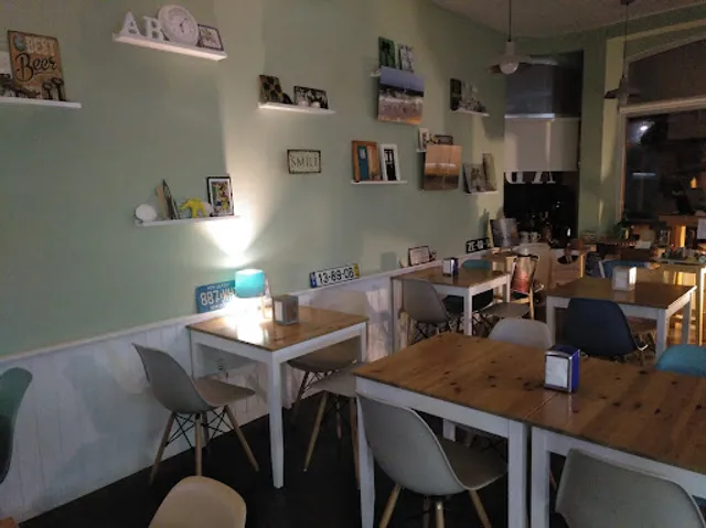 Além-Bica - Food, Drinks & Life