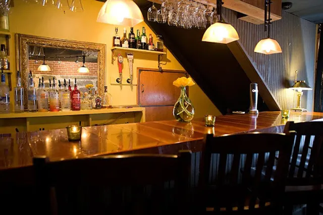 Oxford House Inn & Restaurant