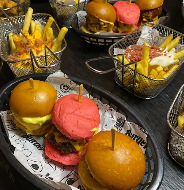 Wall Street | Bar e Restaurante em Praia Grande