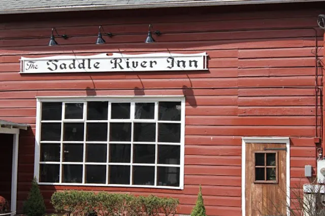 Saddle River Inn