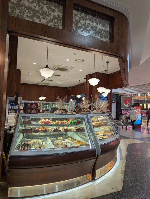 christophers cake shop eastgardens