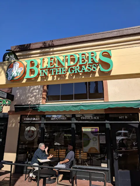 Blenders In The Grass - Downtown Ventura