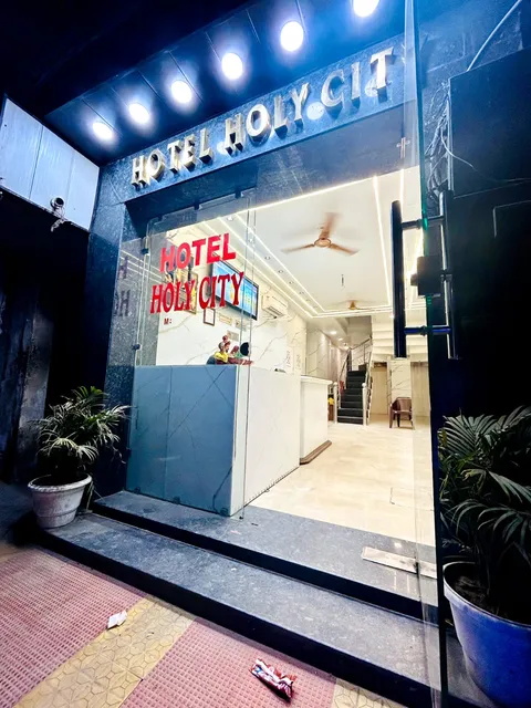 OYO Hotel Holy City