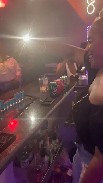 Marlos Bar Libations & Cuisine