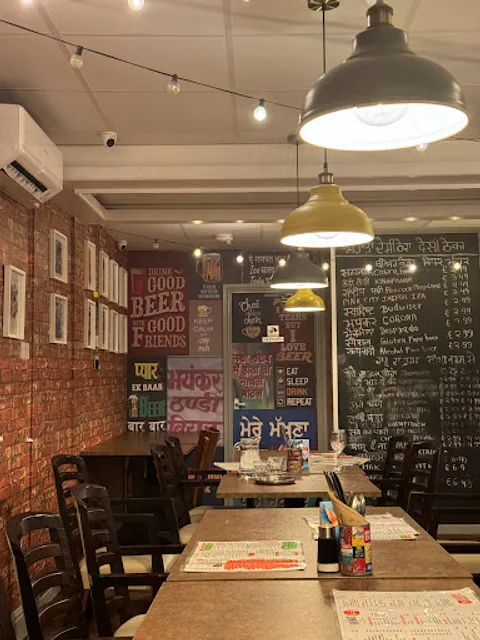 SINGH'S INDIAN STREET FOOD