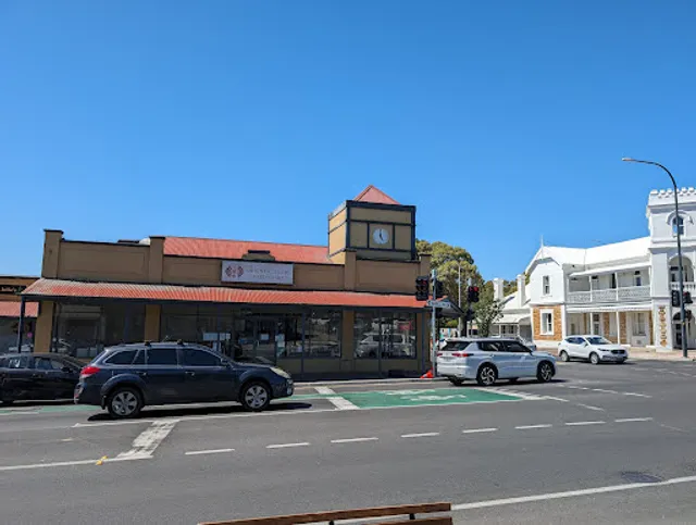 New Oriental Pearl Restaurant