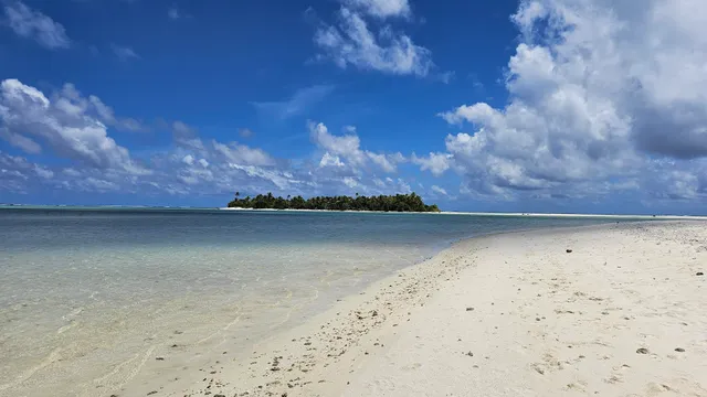Honeymoon Island - Maina Iti