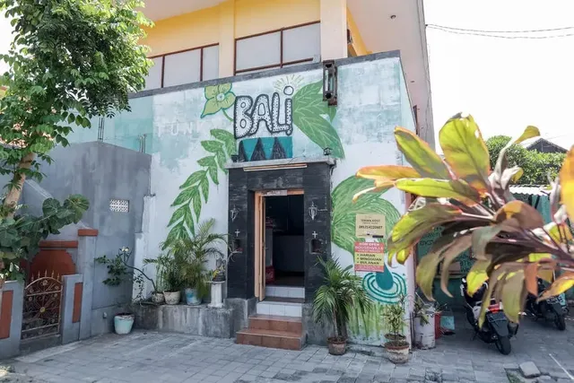 KoolKost near Beachwalk Shopping Center