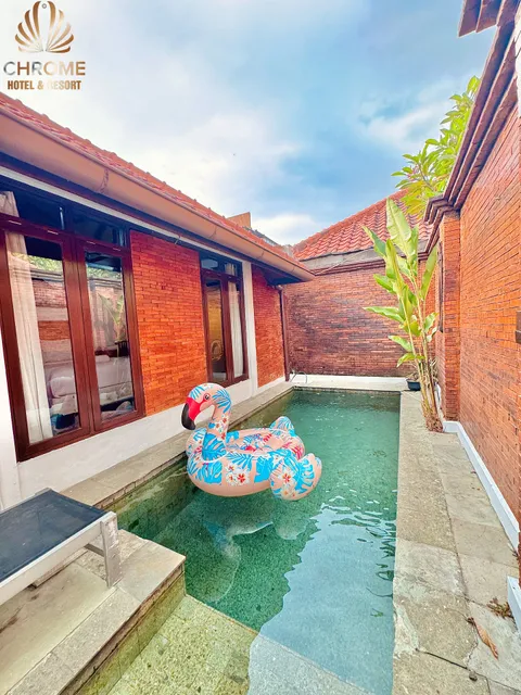 Chrome Hotel & Resort Solo