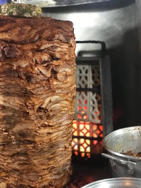 Tacos Al Pastor Pradera Dorada