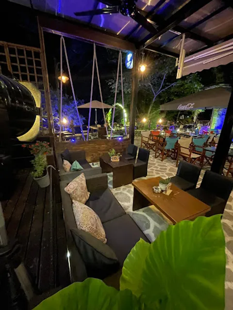 Pimpleia All Day Cafe Bar