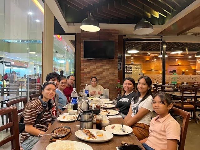 Gerry's SM Iloilo (Gerry's Grill)