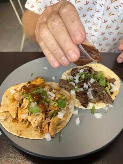 El Cochino De Mi Ex Tacos y Smash