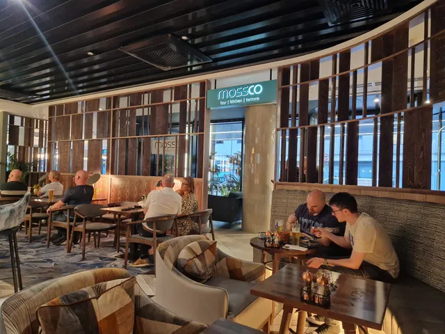 MossCo Bar & Restaurant