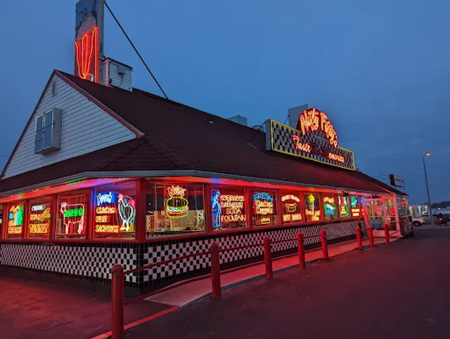 Nifty Fifty's (Northeast Philadelphia)