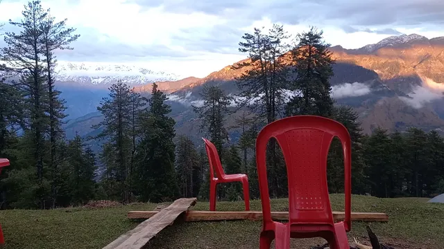 Explore the India cafe and adventure