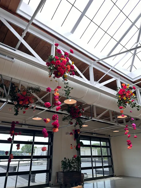 Splints & Daisies Floral Design, LLC